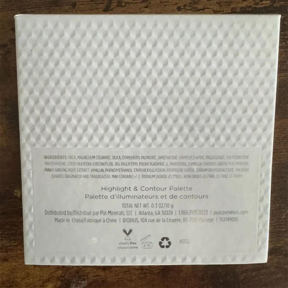 PUR Sculptor Highlight & Contour Palette 4 Shades Vegan Blendable